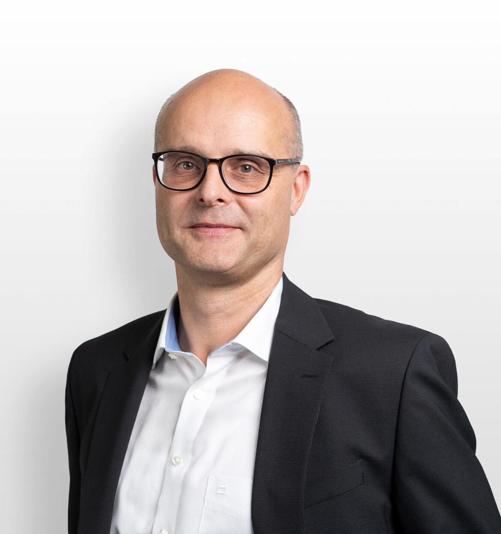 Portraitbild von Bernhard Pfitzner