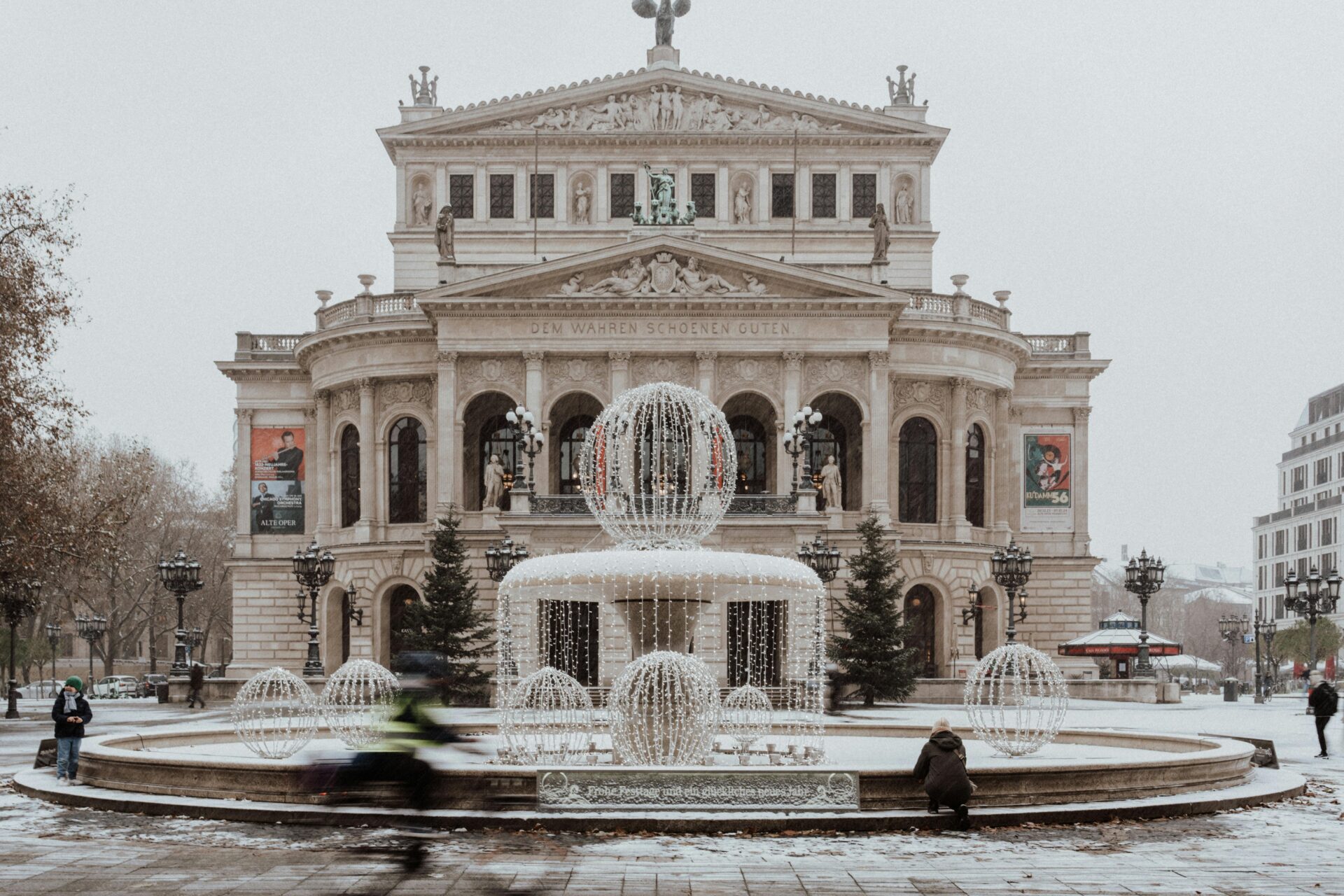 Alte Oper Frankfurt im Winter