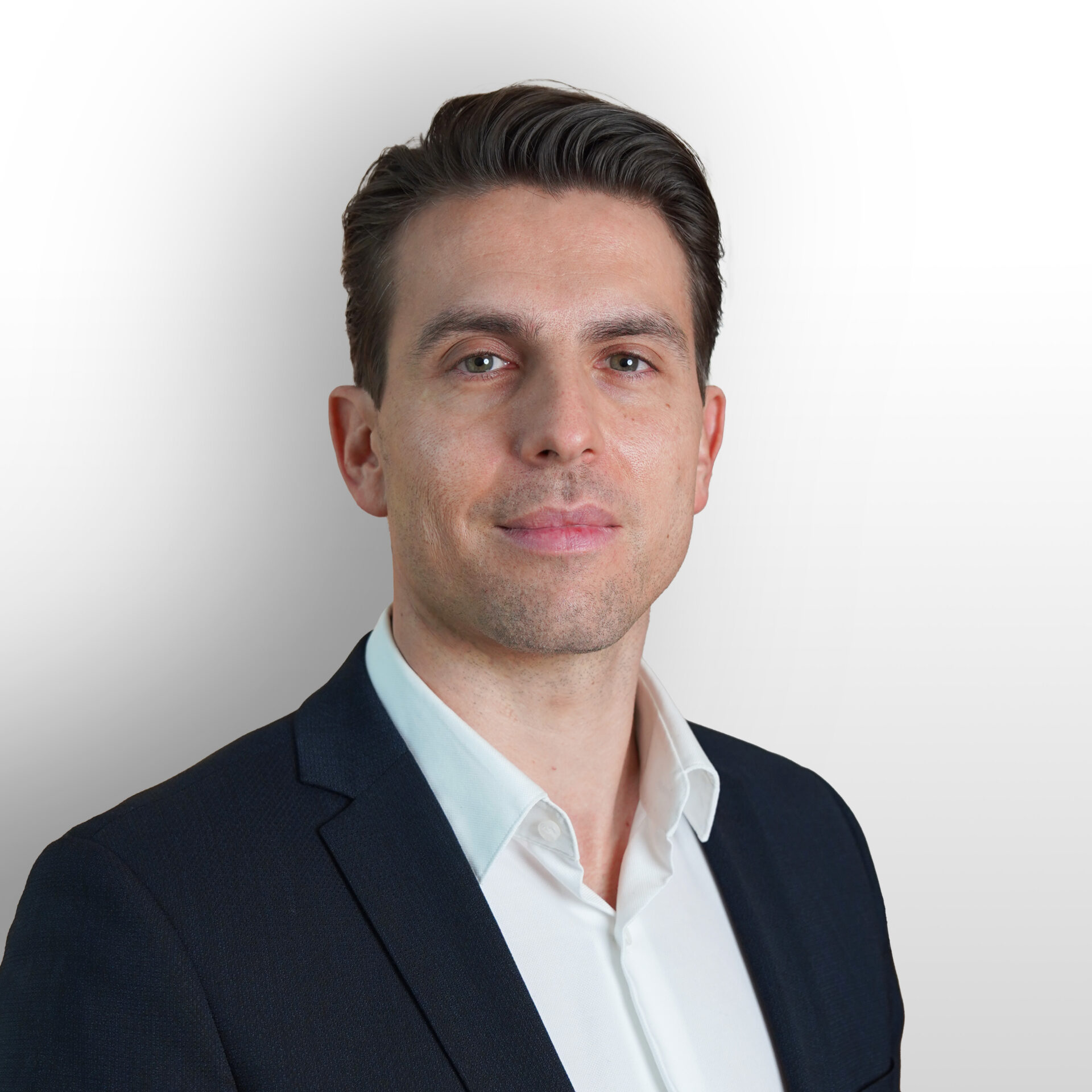 Portraitbild von Tobias Geishauser